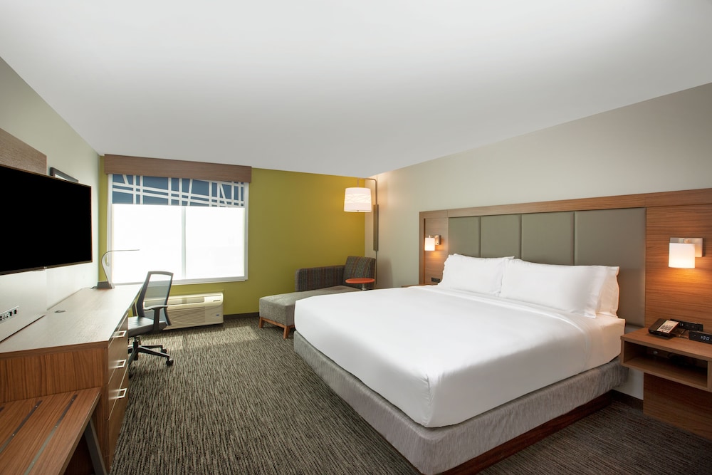 Standard Room, 1 King Bed with Sofa bed - Photo 3