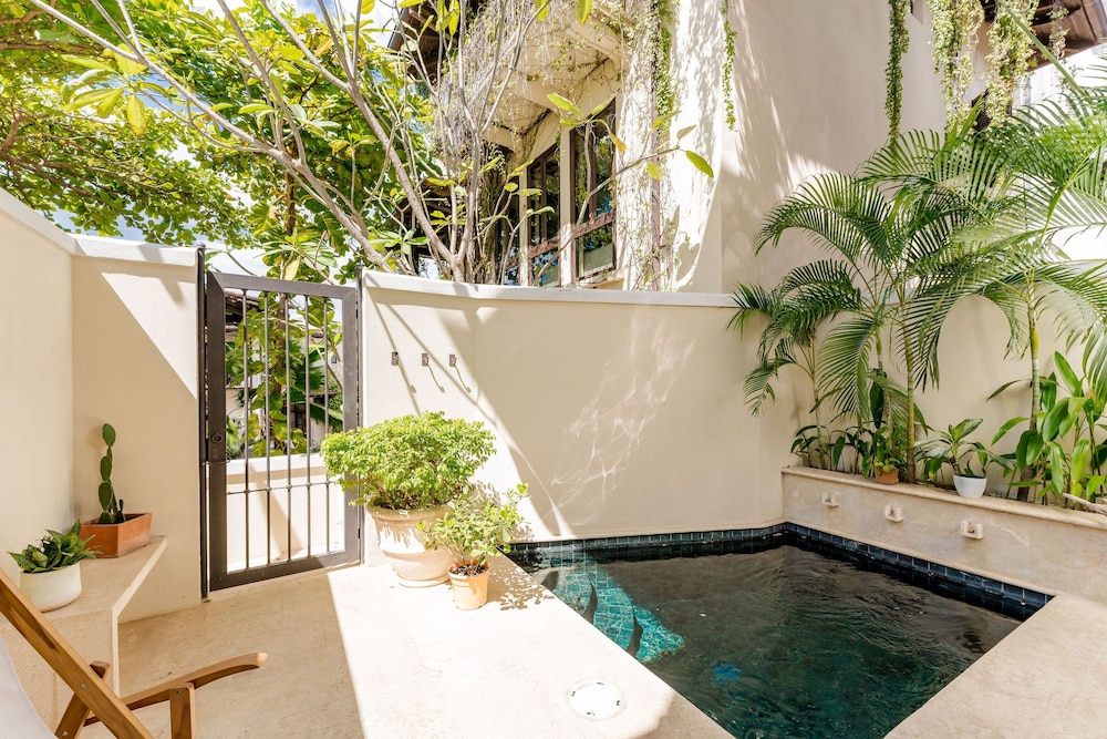 Condominio Deluxe, Múltiples Camas, Piscina Privada, Vista al Jardín (20 Avenida La Antigua | 1 habitación | 1 baño)