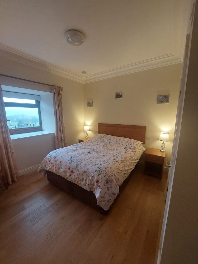 Luxury Apartment, Accessible, Ensuite (Family) photo 2