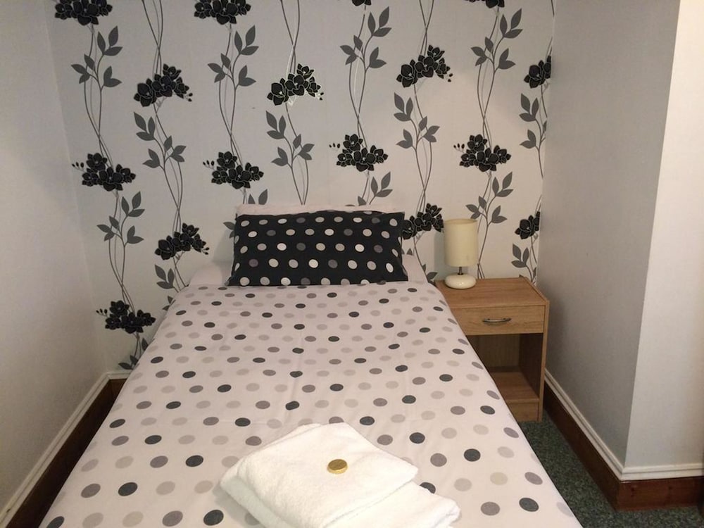 Single Room photo 2