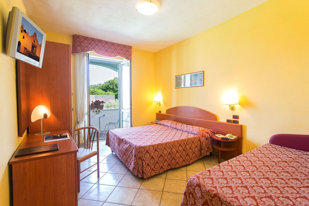 Standard Double Room, 1 Double or 2 Twin Beds - Photo 5