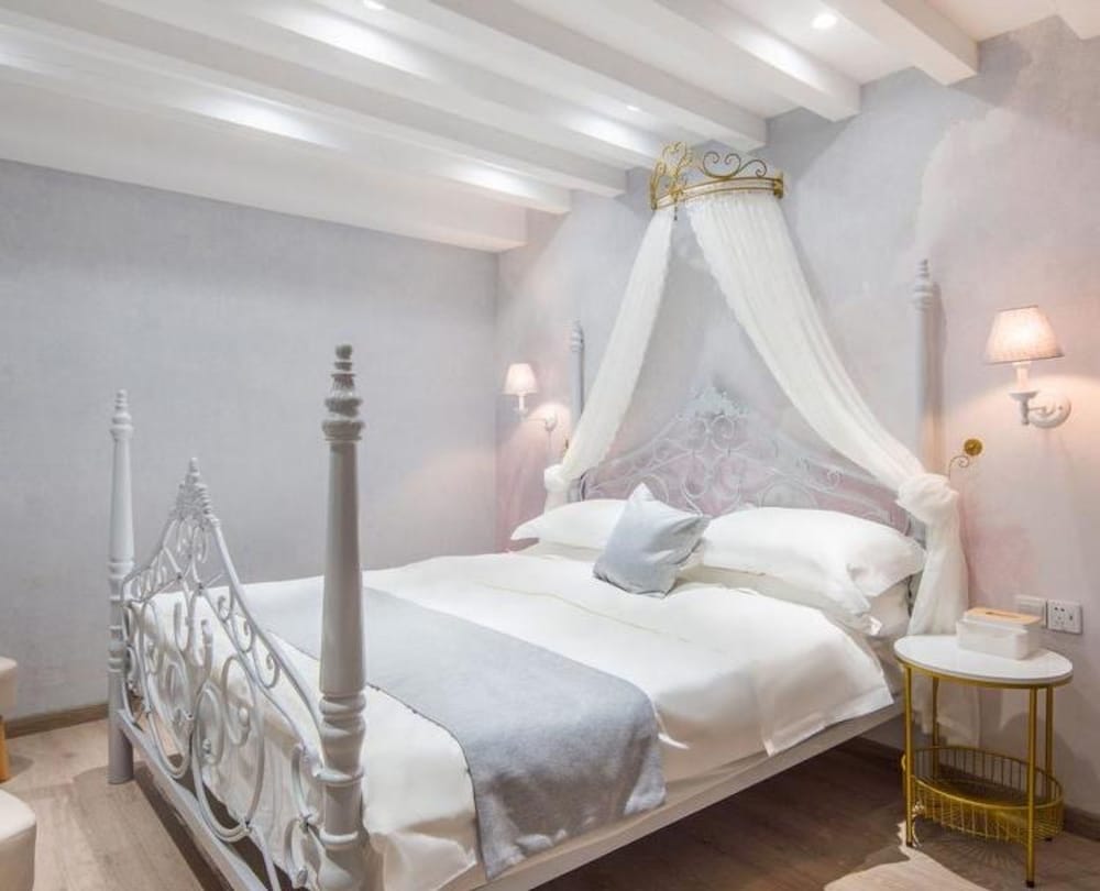 Honeymoon Room (Mainland Chinese Citizen Only)