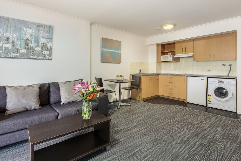 One Bedroom Apartment - Photo 11