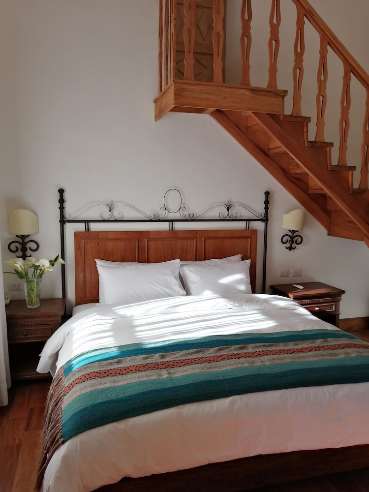 Family Suite, 1 King Bed photo 1