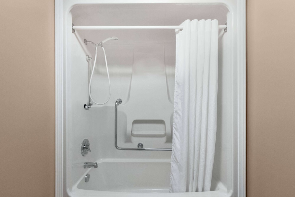 Room, Non Smoking, Kitchenette - Photo 7