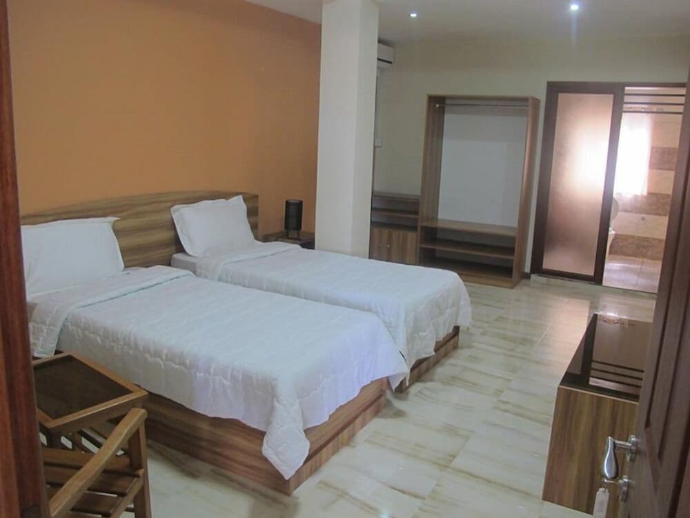 Double or Twin Room photo 3
