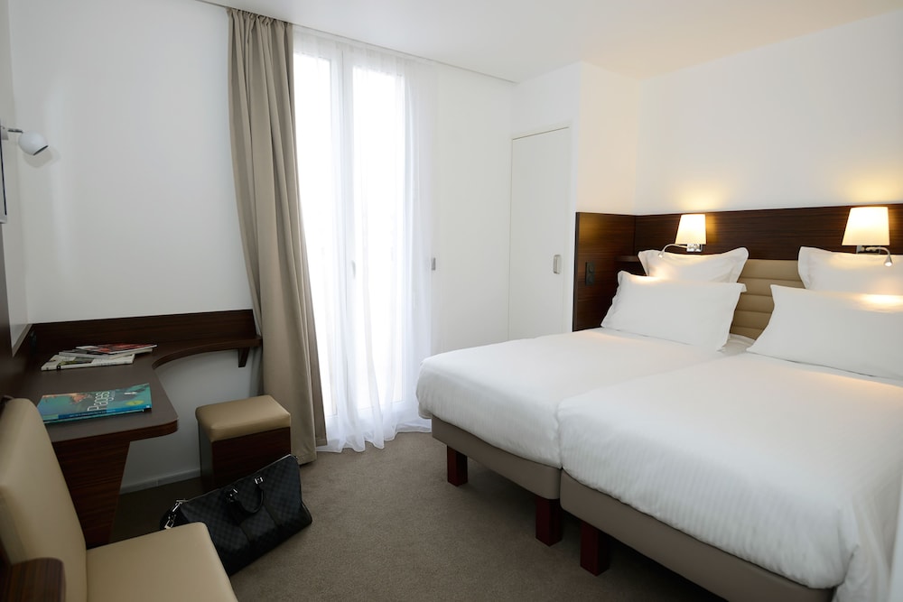 Superior Twin Room, Balcony