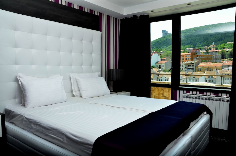Executive Double Room - Photo 9