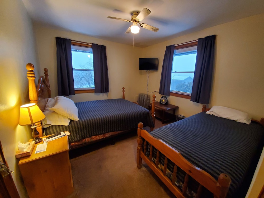 Standard Double Room, 1 Bedroom, Private Bathroom, Mountain View photo 1