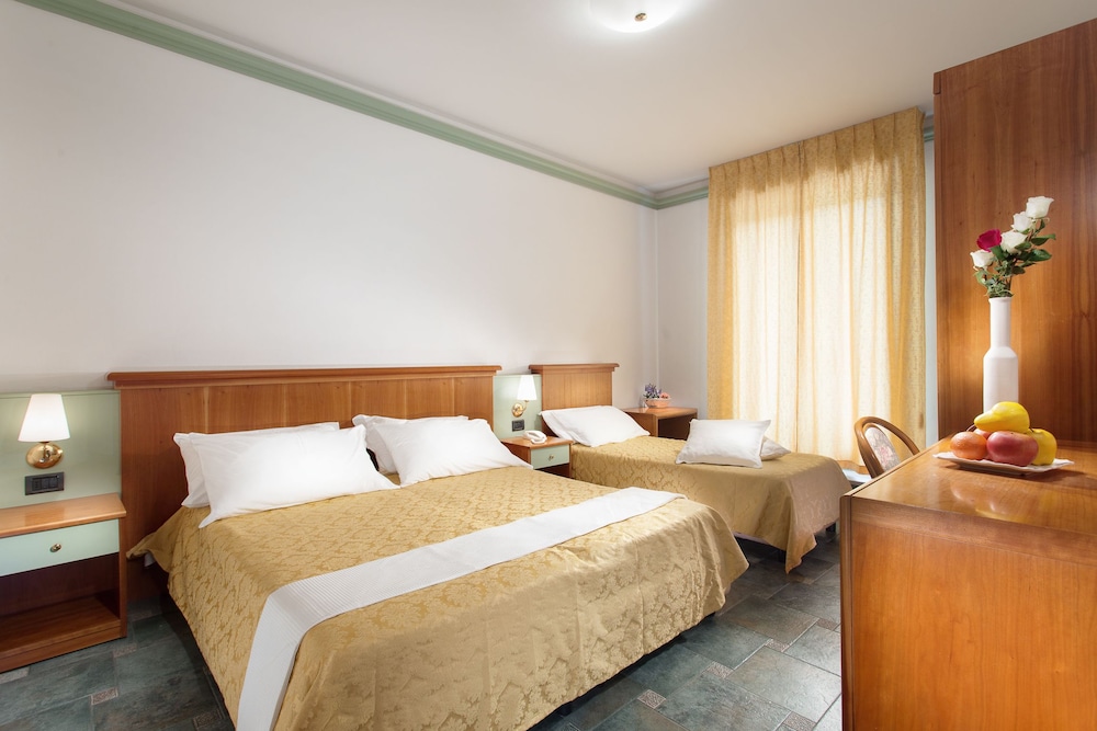 Triple Room photo 1