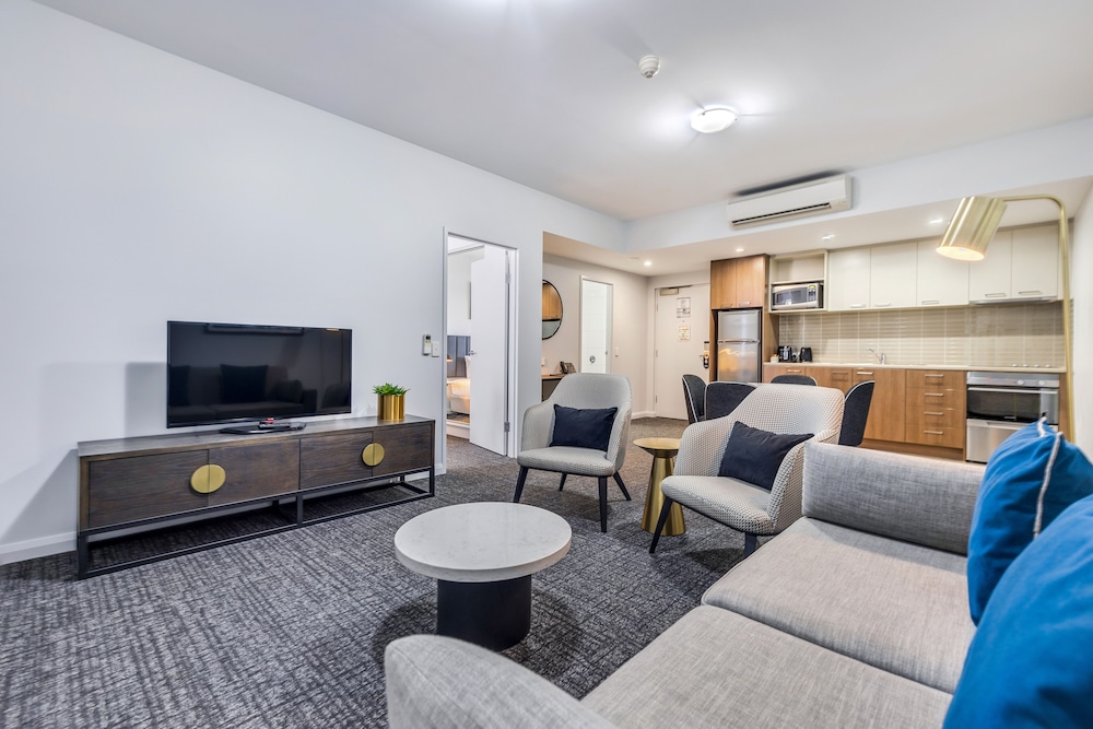 One Bedroom Apartment - Photo 5
