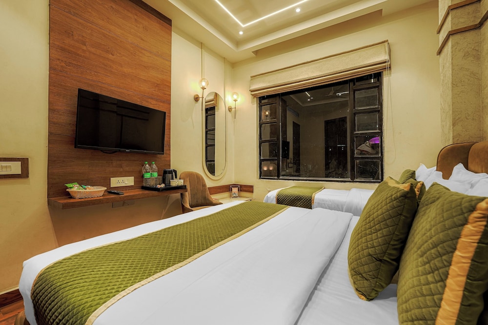 Premium Triple Room - Photo 7