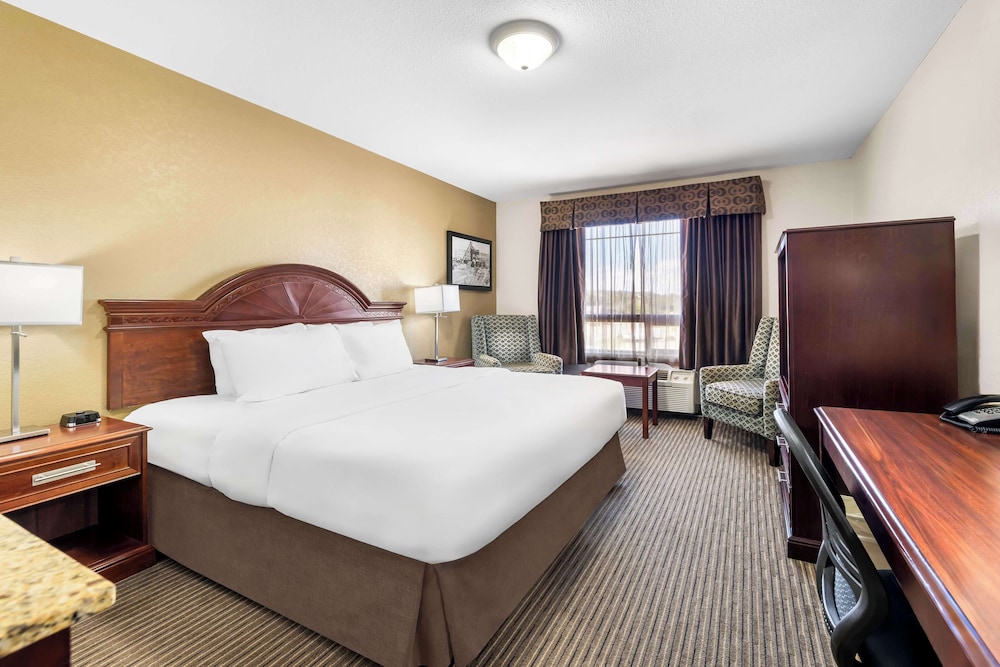 Suite, Multiple Beds, Non Smoking, Kitchen (Separate Living Room;with Sofabed) photo 2