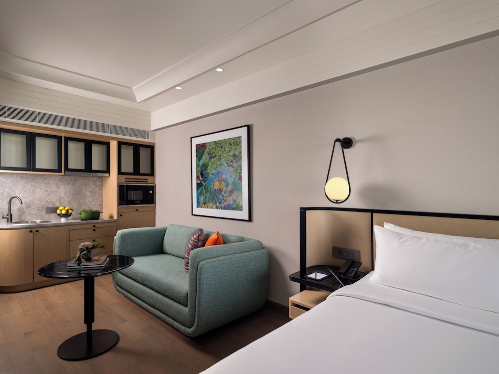 Studio, 1 King Bed, Kitchenette