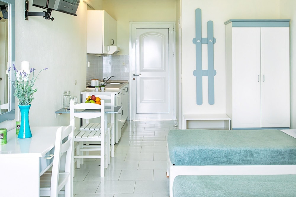 Double or Twin Room, Sea View photo 2