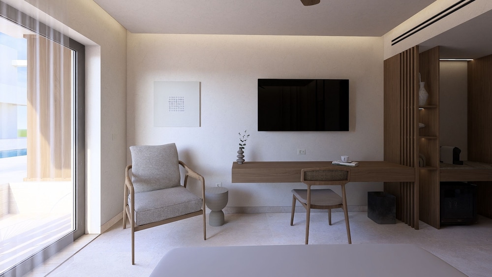 Deluxe Room with Sea View photo 2