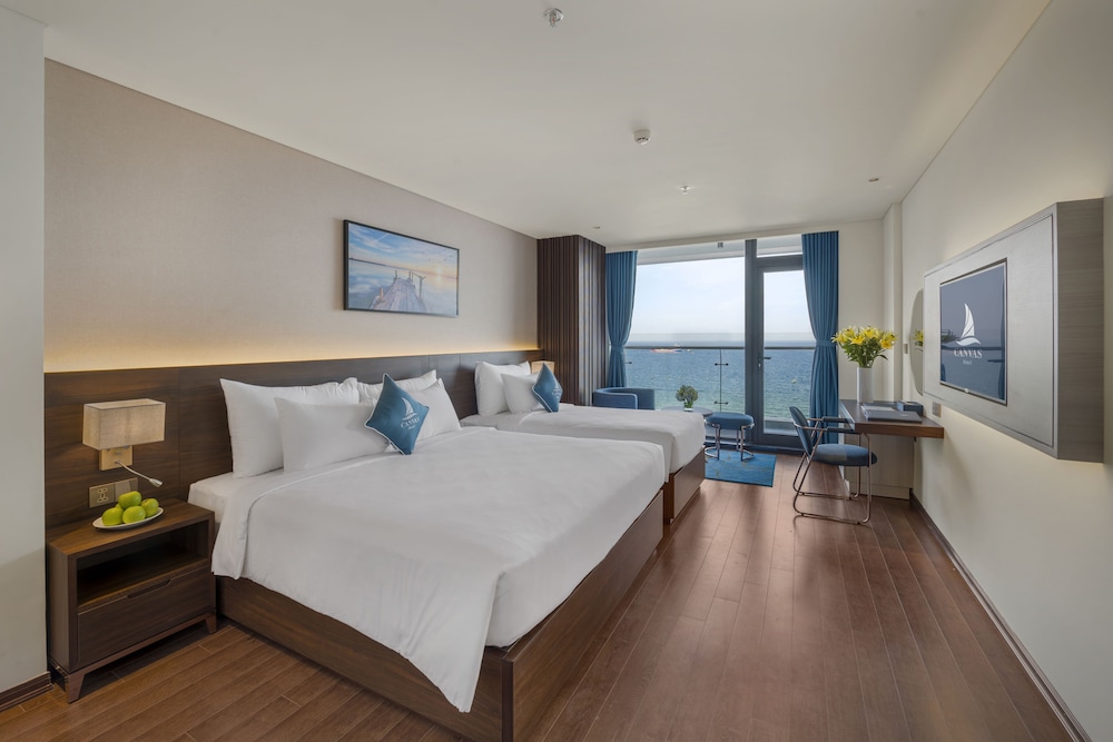 Grand Triple Room, Beachfront