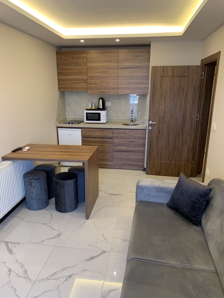 Two Bedroom Suite - Photo 8