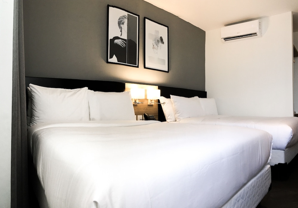 Basic Double Room, 2 Double Beds, Non Smoking photo 1