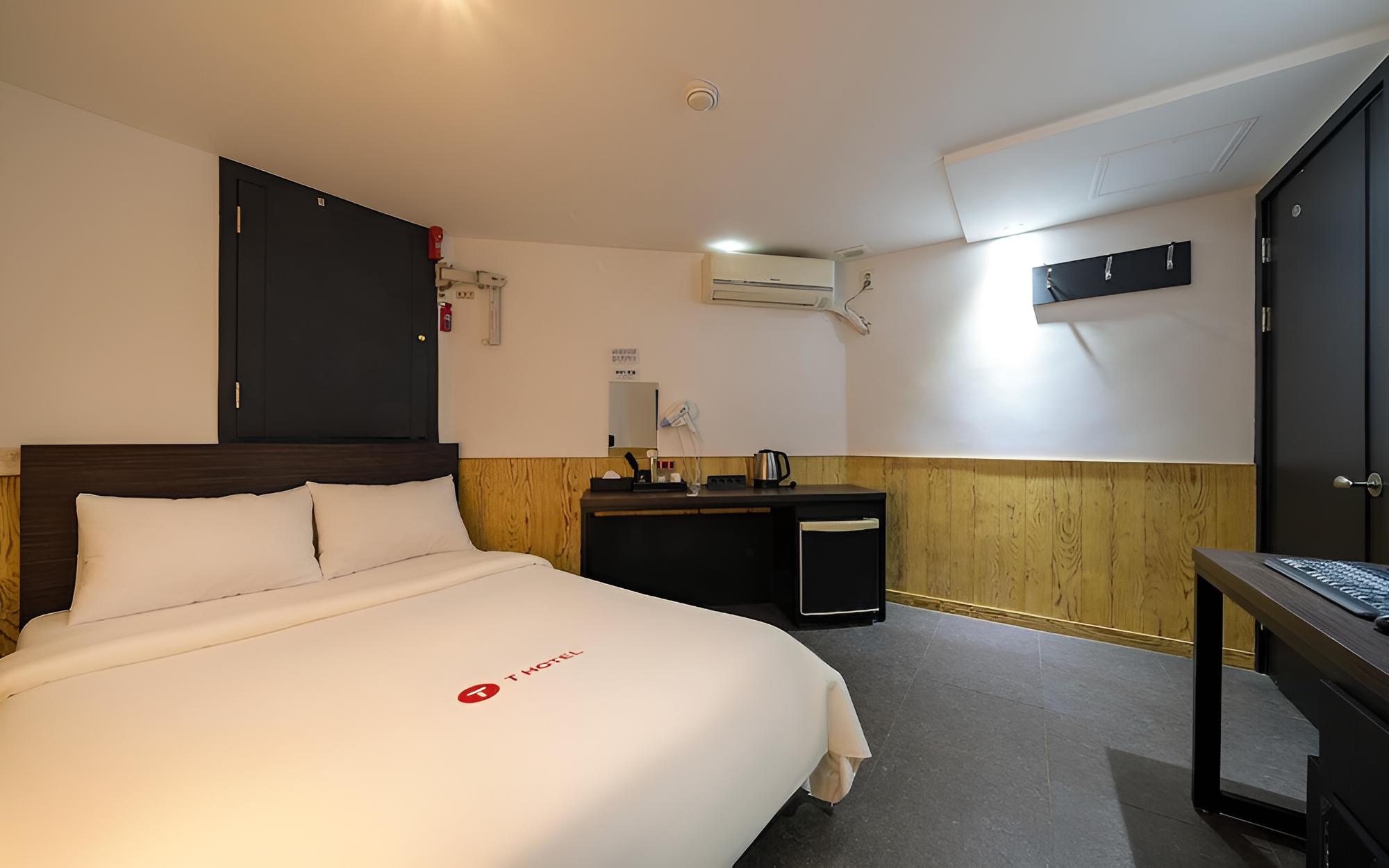 Room (Deluxe (Netflix Disney+ TVING Watcha ) - Photo 2