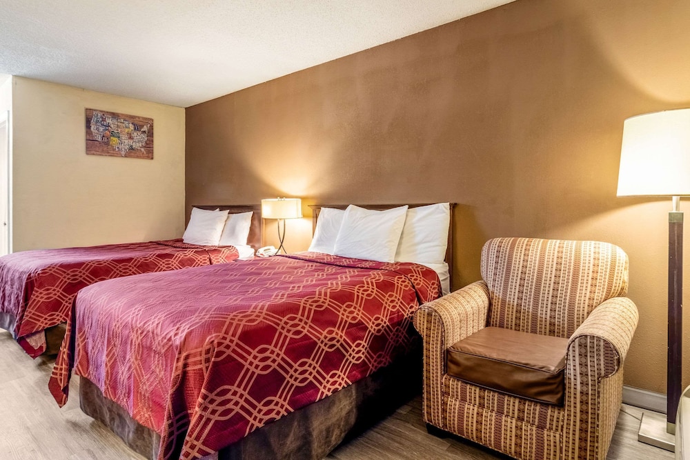 Standard Room, 2 Double Beds