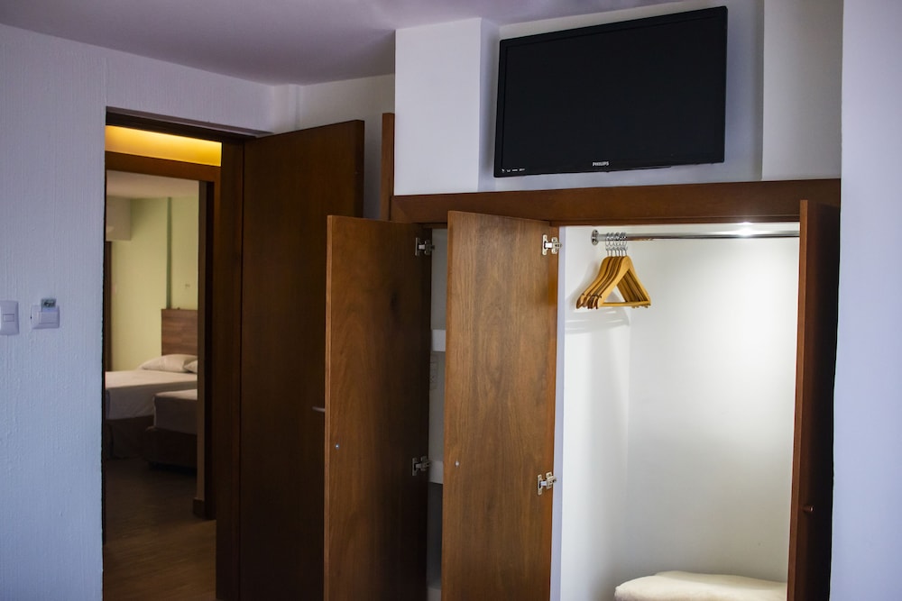 Basic Double Room photo 2