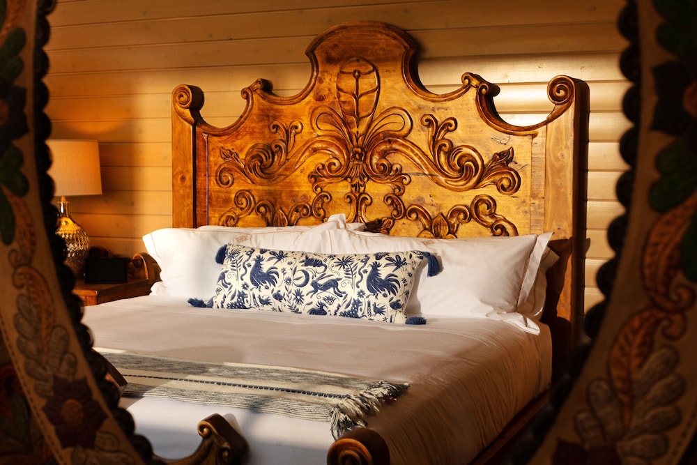 Romantic Studio Suite, 1 King Bed (La Novia) photo 3