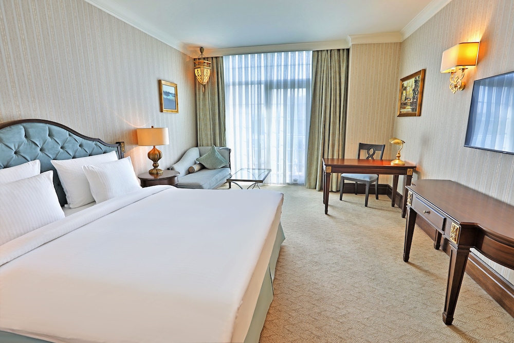 Superior Room, 1 King Bed - Photo 1