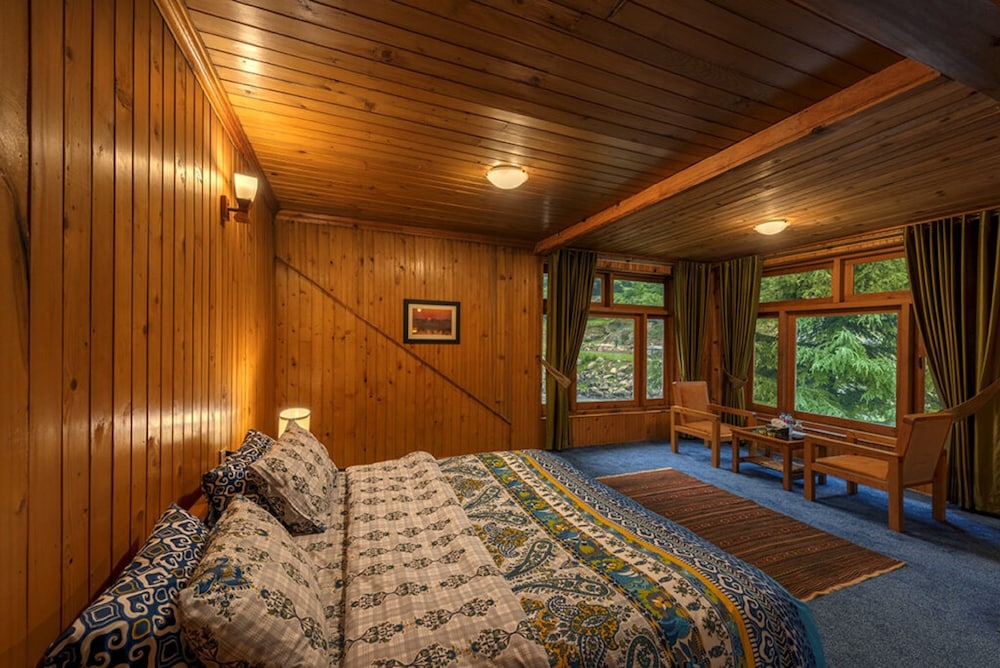 Luxury Double or Twin Room photo 1