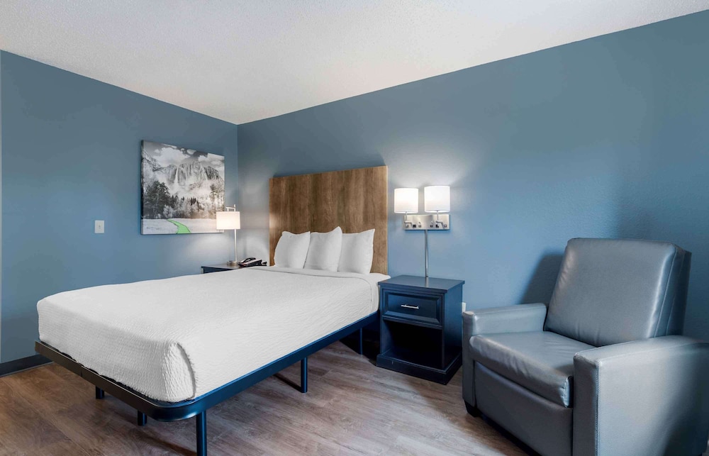 Studio, 1 Queen Bed, Non Smoking - Photo 1