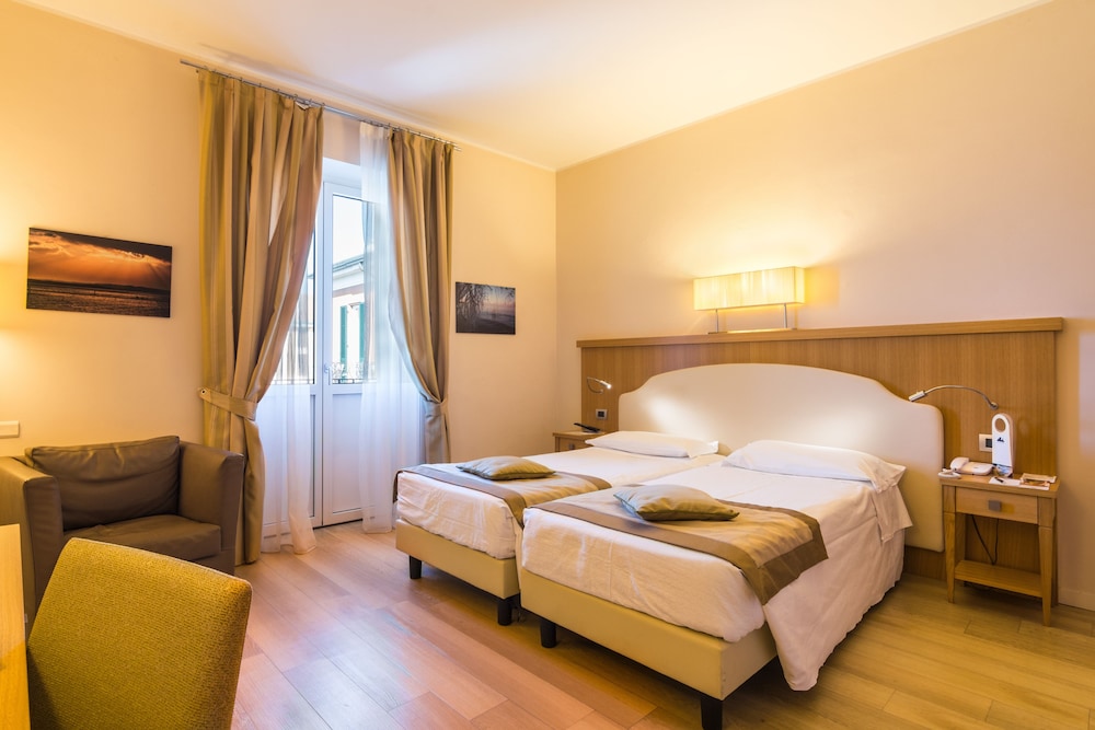 Classic Double Room - Photo 4