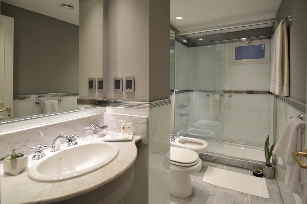 Executive Zimmer – 1 Kingsize-Bett thumbnail 5
