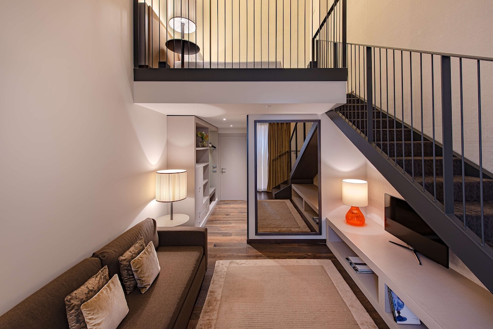 Suite (Duplex)