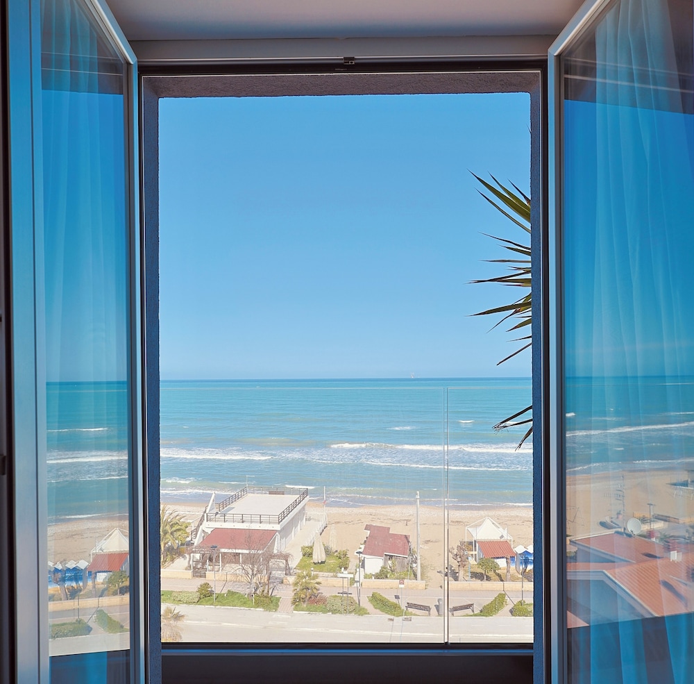 Single Room, 1 Bedroom, Accessible, Non Smoking photo 3
