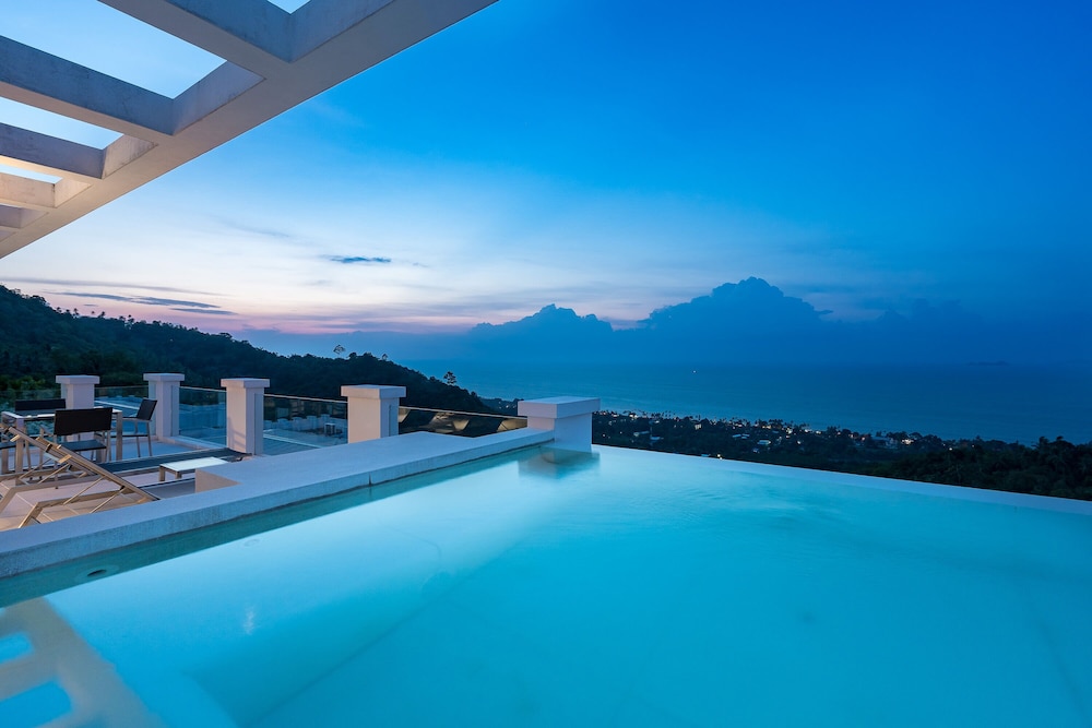 Penthouse Sea View Private Plunge Pool photo 3