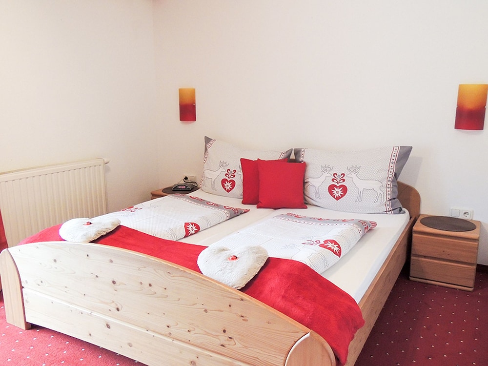 Double Room (Almkopfblick Top 3) photo 3