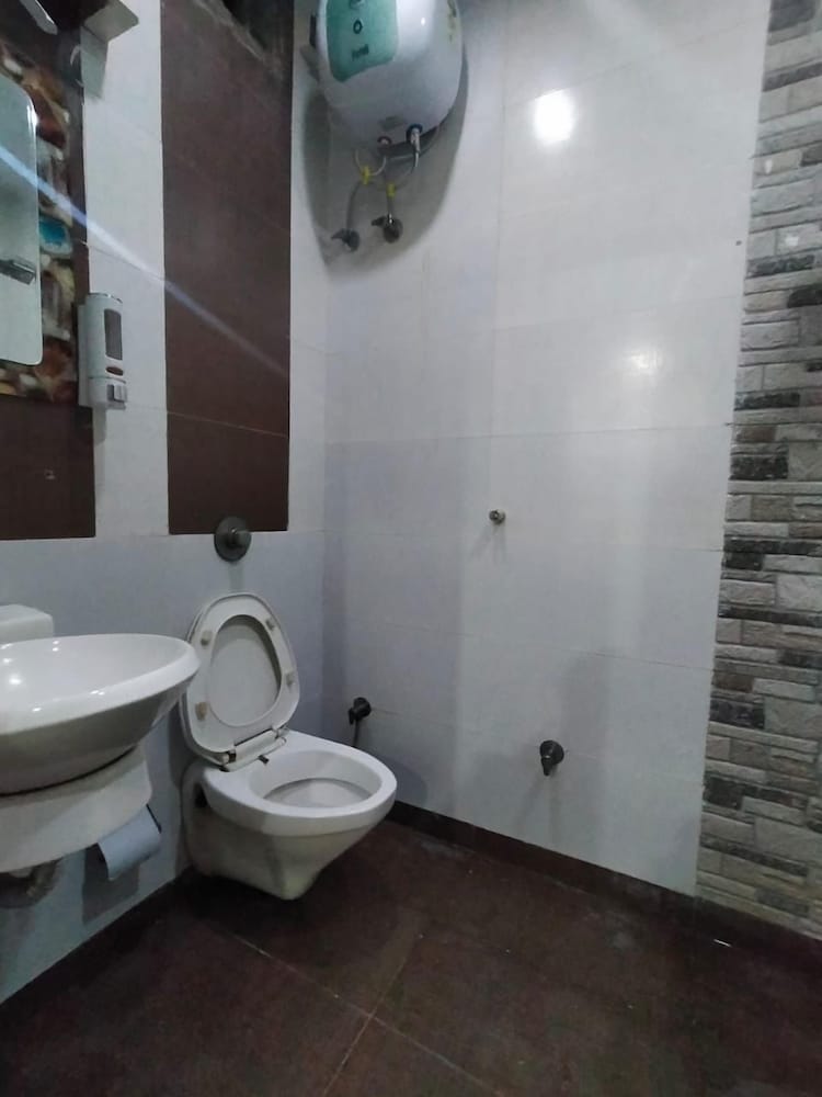 Executive Room - Photo 4