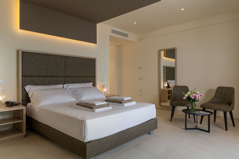 Deluxe Room - Photo 4