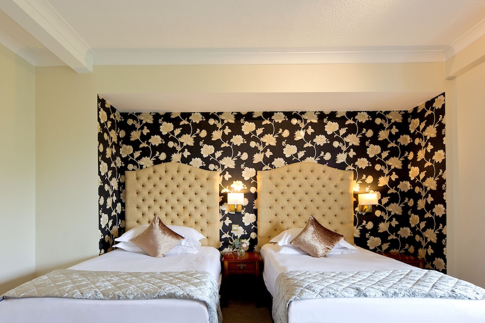 Classic Twin Room - Photo 2