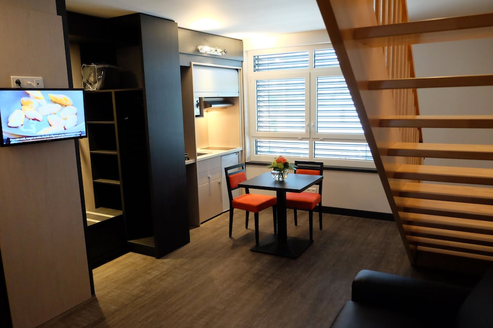 Apartment - Photo 5