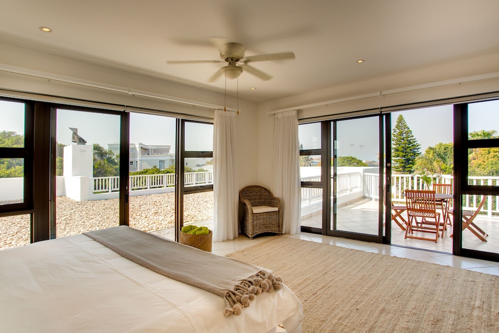 Luxury Penthouse photo 2
