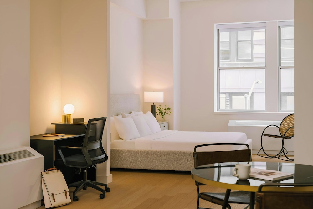 Superior Studio, 1 Queen Bed with Sofa bed