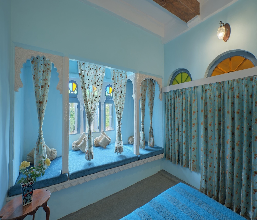 Heritage Deluxe A/C Room photo 2