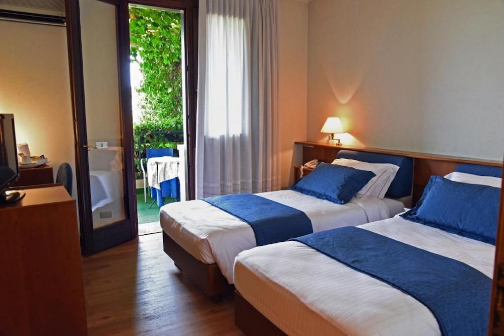 Superior Double Room Single Use, Terrace (Panoramic) photo 1