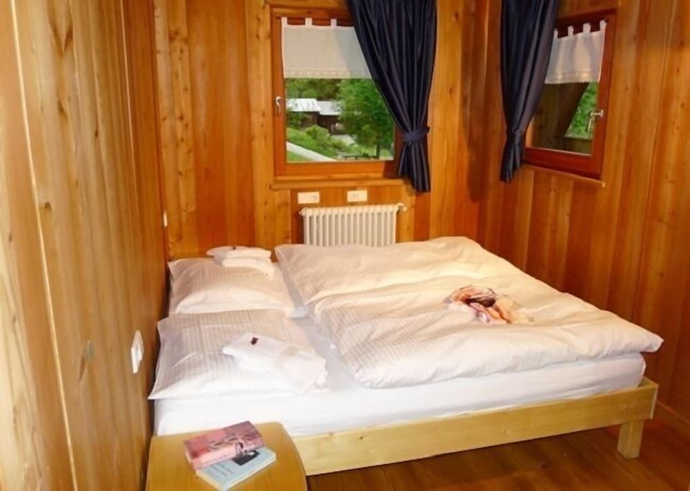 Chalet, 2 Bedrooms (Genzianella) photo 1