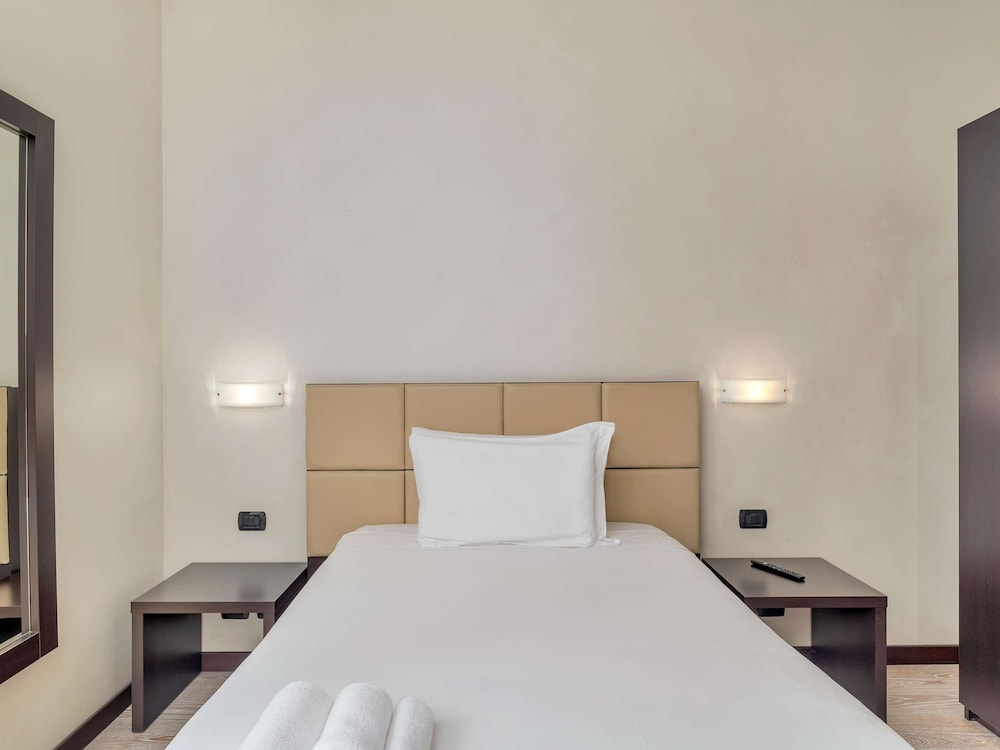 Standard Single Room, Accessible