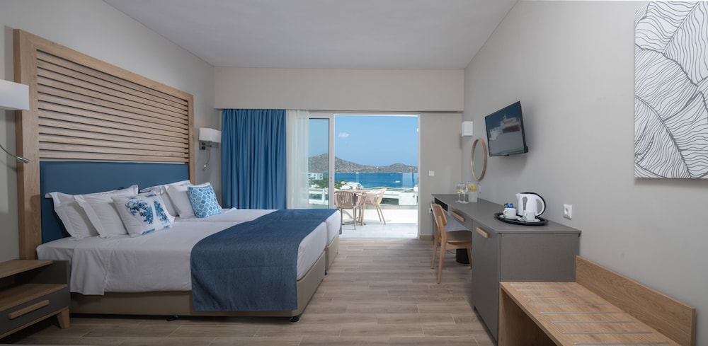 Double Room - Photo 2
