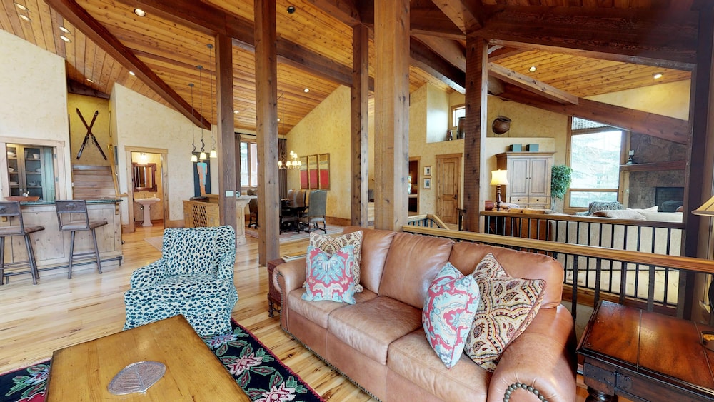 Luxury House, 4 Bedrooms (Platinum)