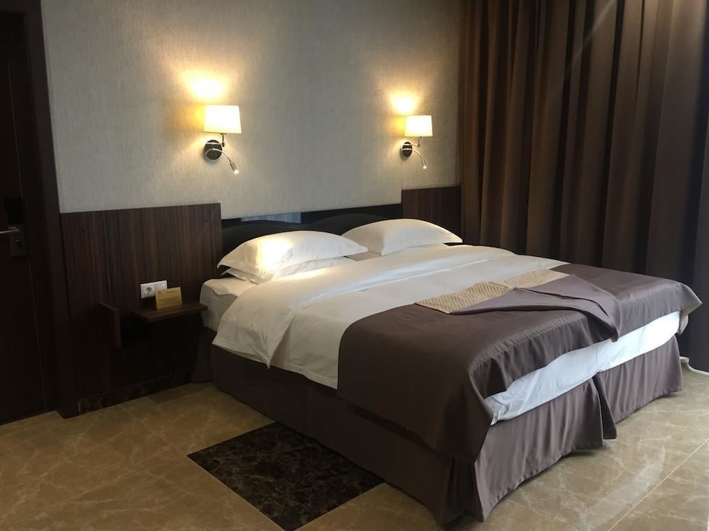 Junior Suite, Balcony (GS56) photo 2