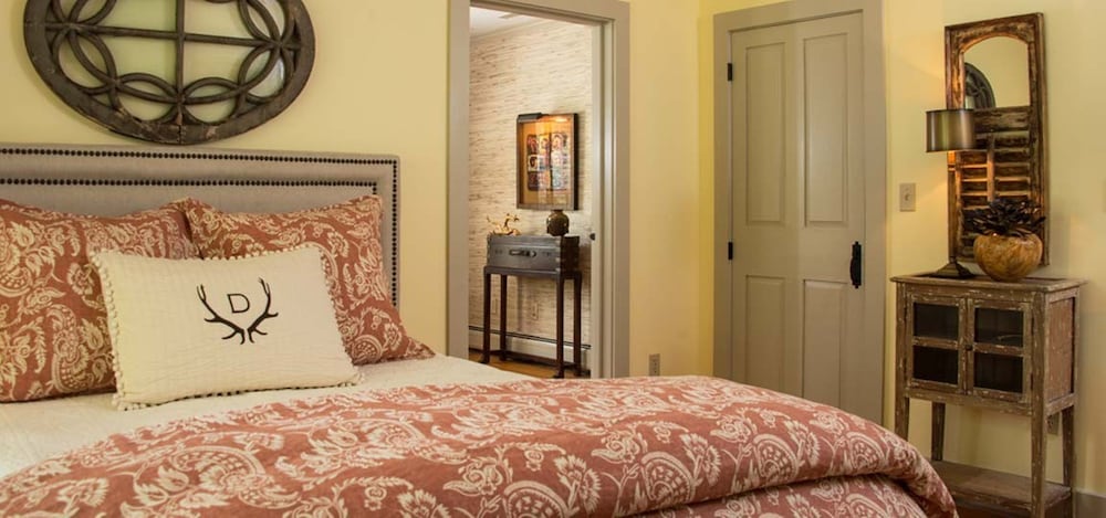 Suite, Private Bathroom (The Suite)